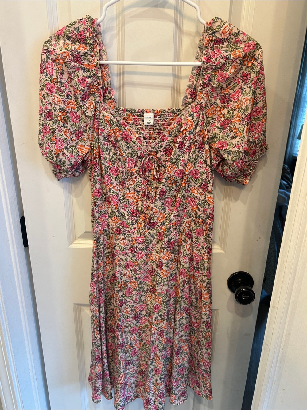 Old Navy Floral Puff-Sleeve Midi Dress in Pink, Orange & Cream